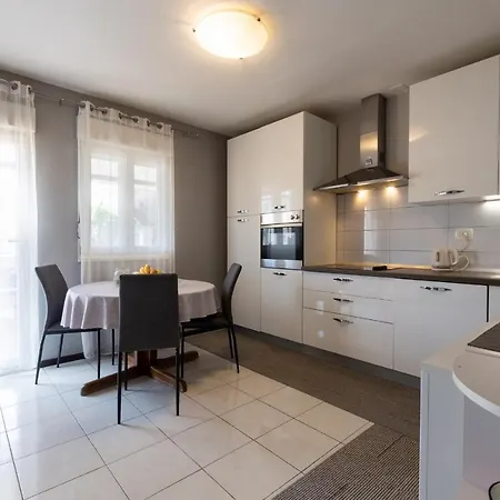 Smile Apartment