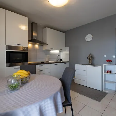Smile Apartment