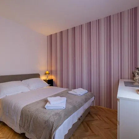 Smile Apartment
